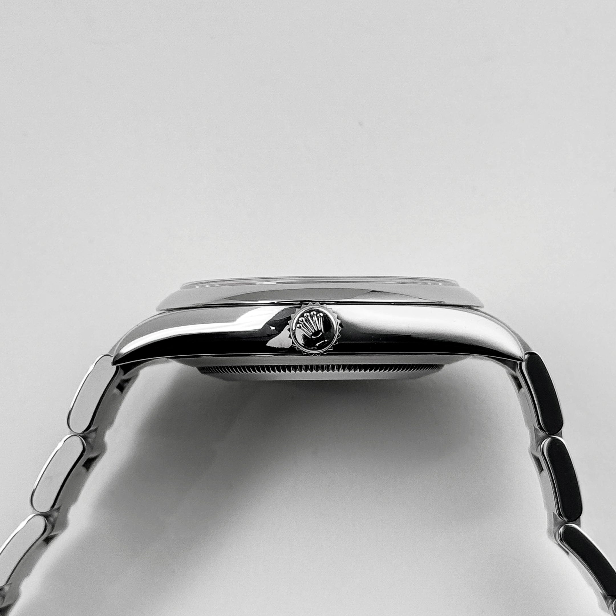 Rolex Oyster Perpetual 41 124300 Stainless Steel Red Dial (2021) - 图片 5