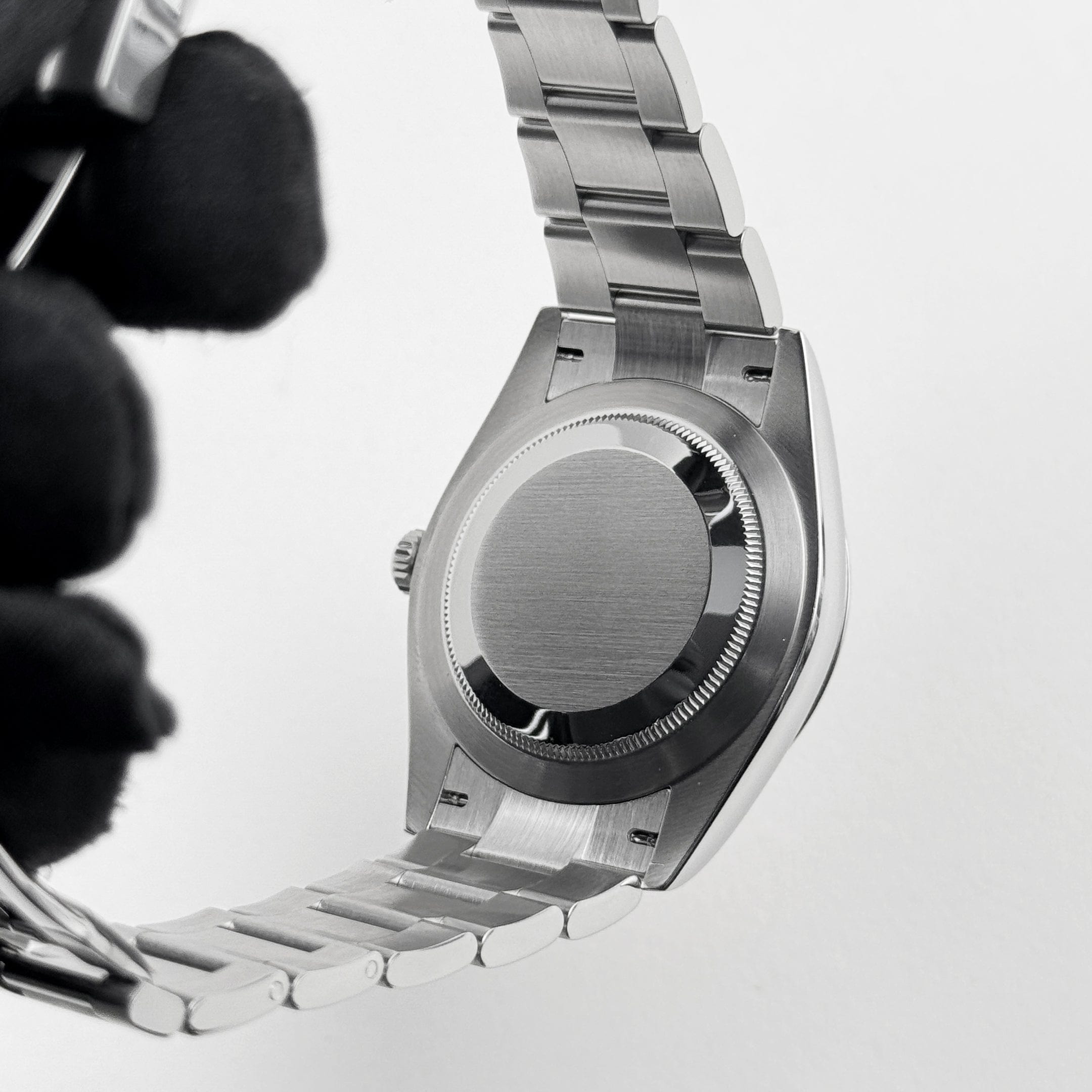 Rolex Oyster Perpetual 41 124300 Stainless Steel Red Dial (2021) - 图片 9