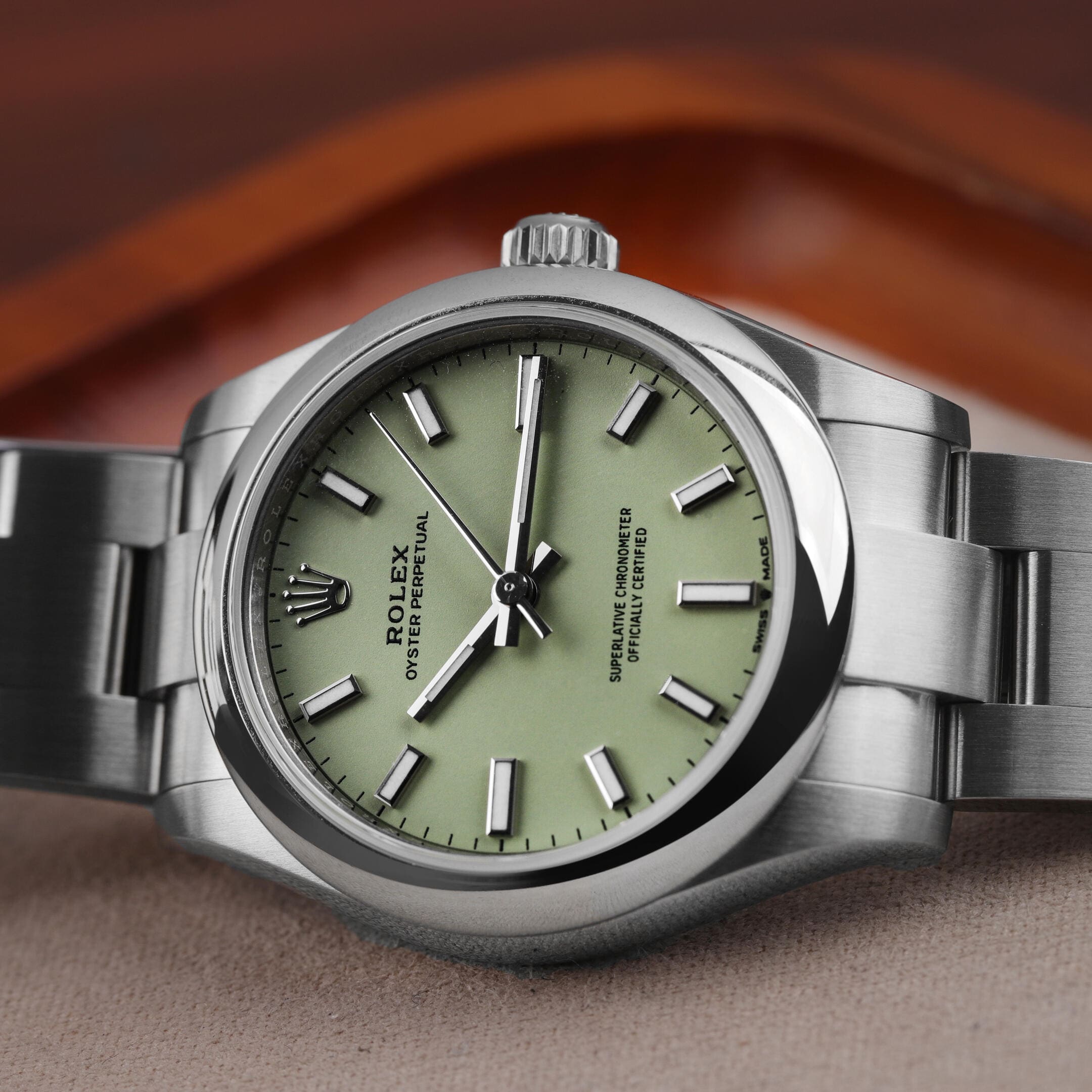 Rolex Oyster Perpetual 41 134300 Stainless Steel Pistachio Dial - 图片 3