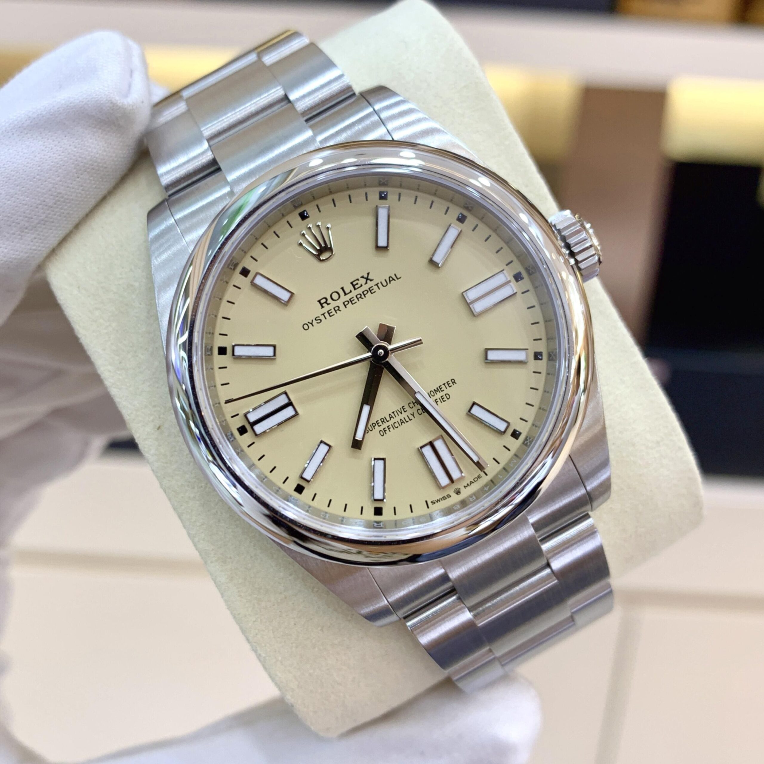Rolex Oyster Perpetual 41 134300 Stainless Steel Dial Beige Dial (2025) - 图片 5