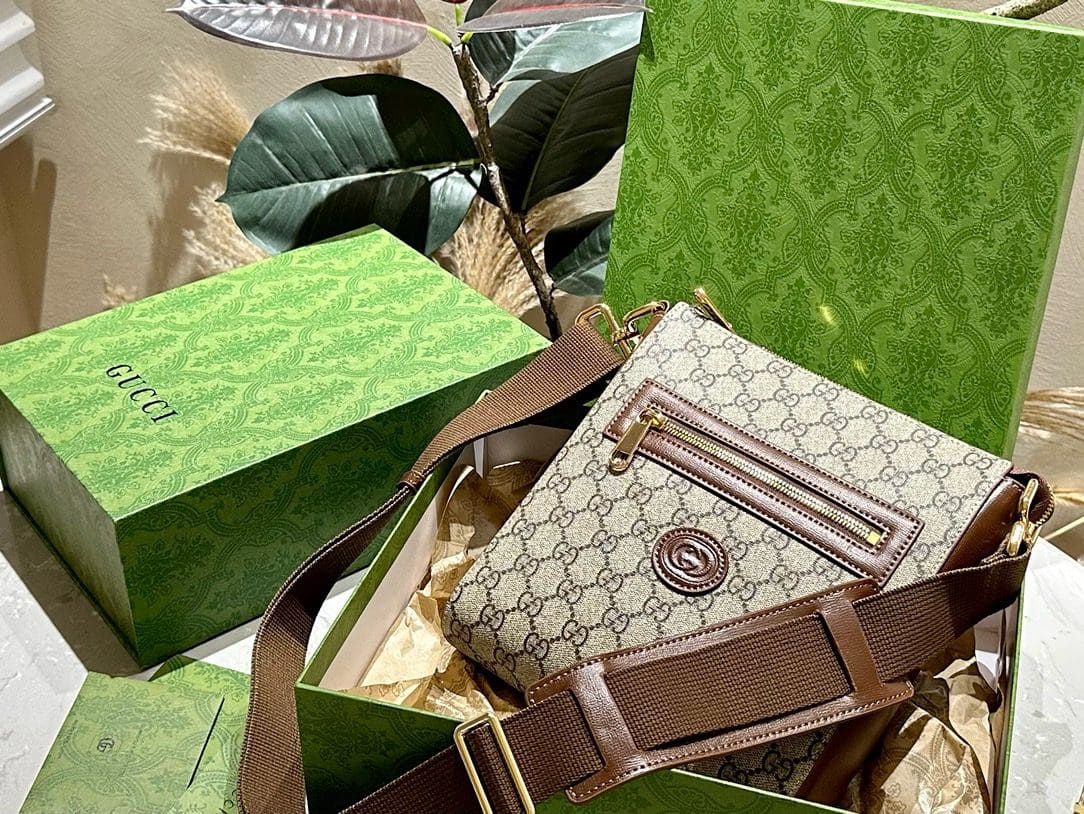 GUCCI SUPREME MESSENGER BAG - 图片 2