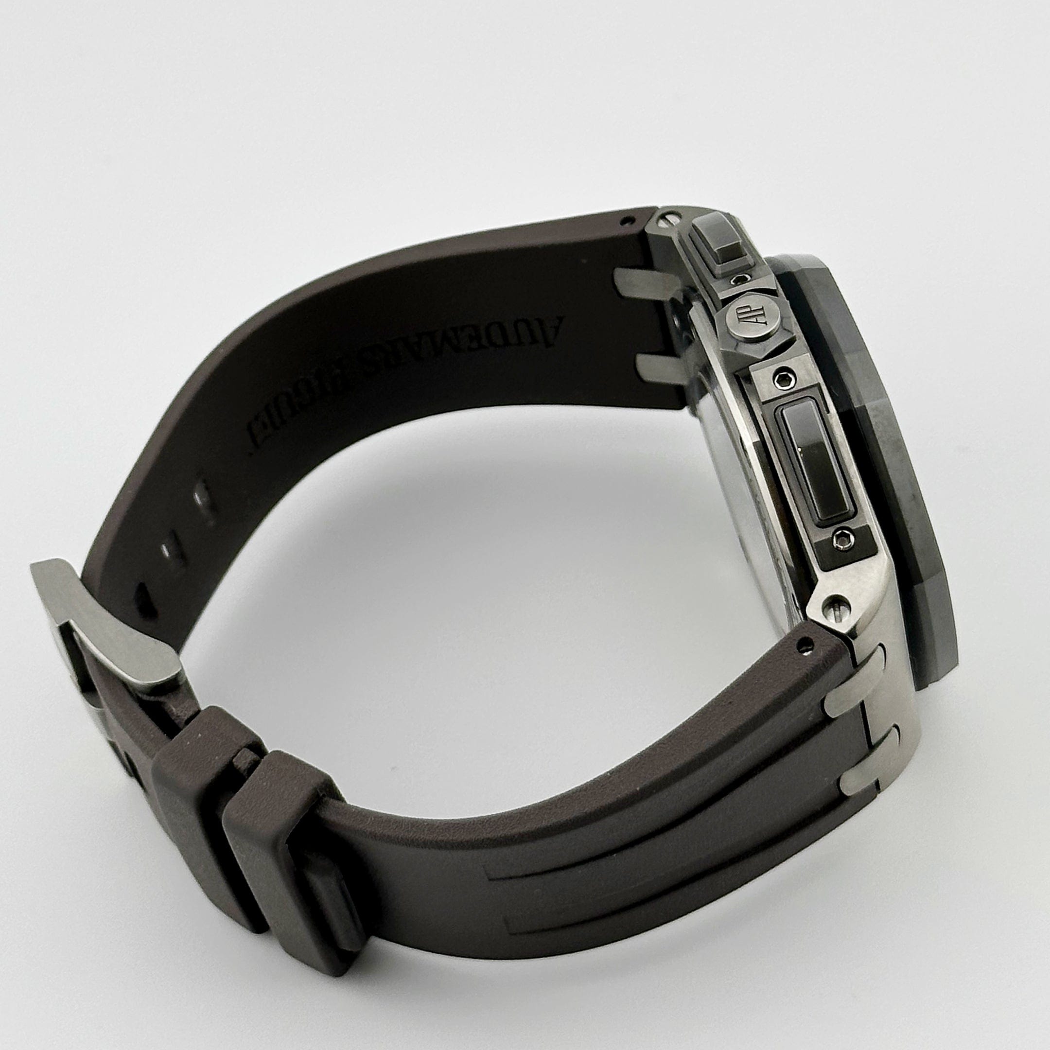 Audemars Piguet Royal Oak Offshore 26400IO.OO.A004CA.02 Selfwinding Chronograph Titanium Grey Dial (2020) - 图片 4