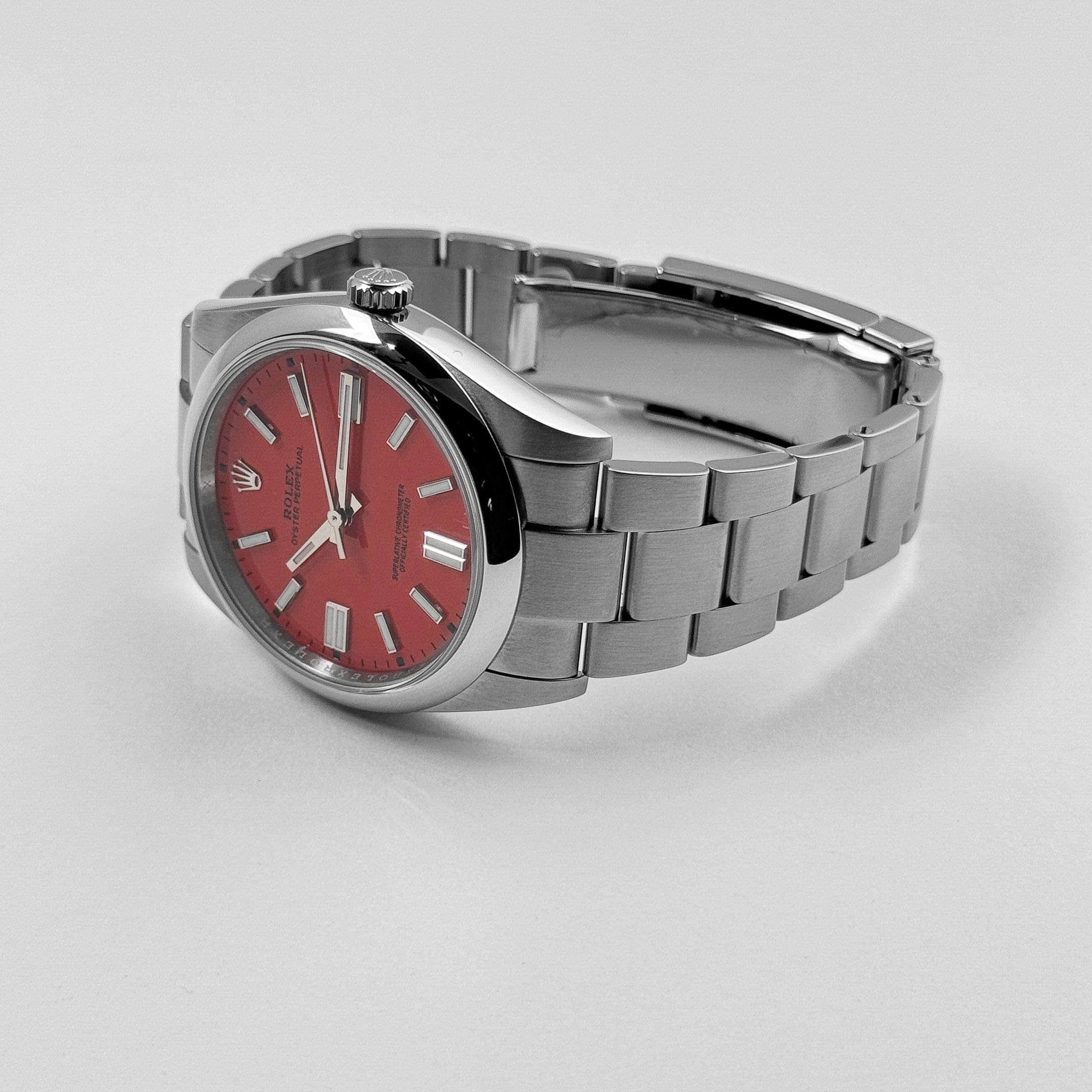 Rolex Oyster Perpetual 41 124300 Stainless Steel Red Dial (2021) - 图片 4