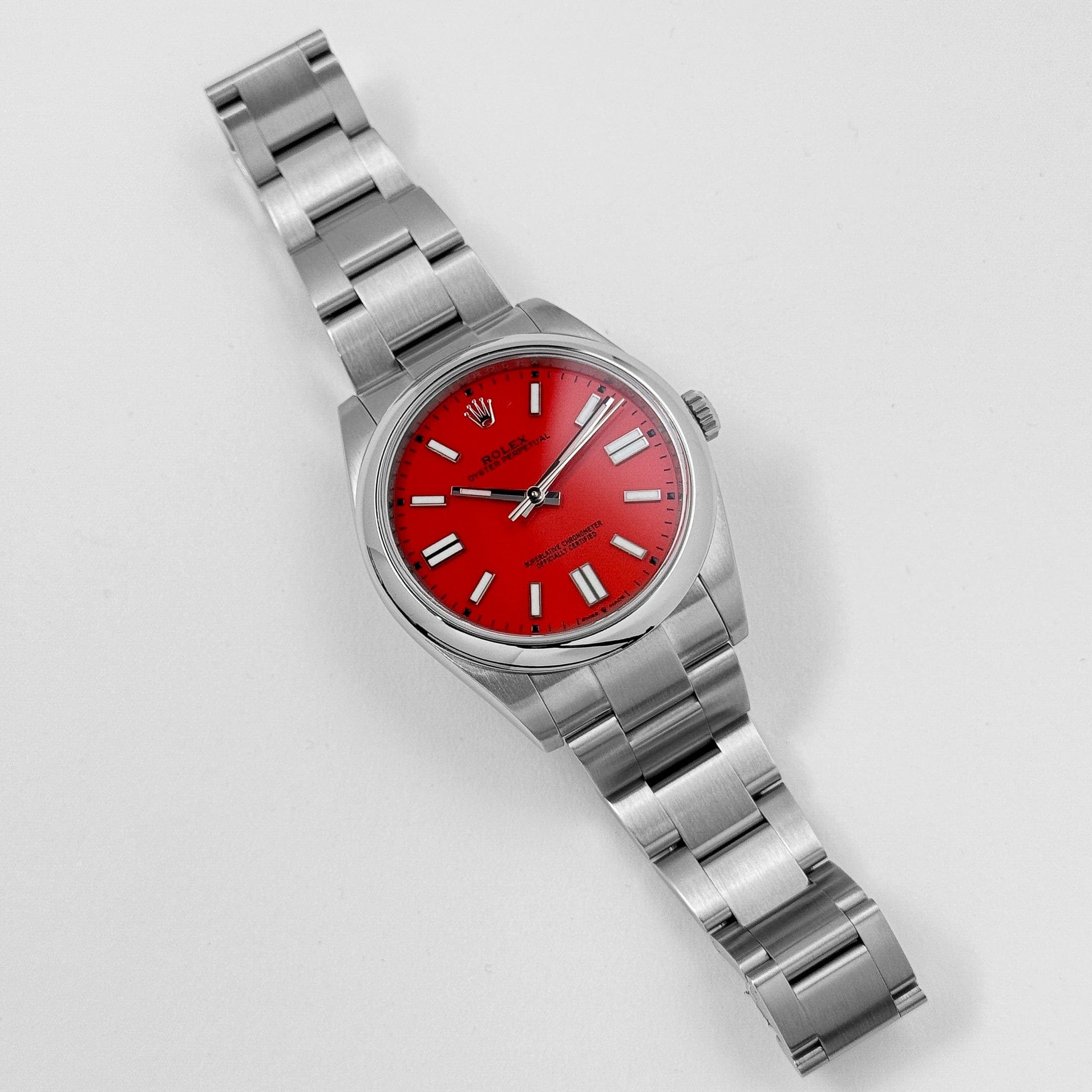 Rolex Oyster Perpetual 41 124300 Stainless Steel Red Dial (2021) - 图片 2