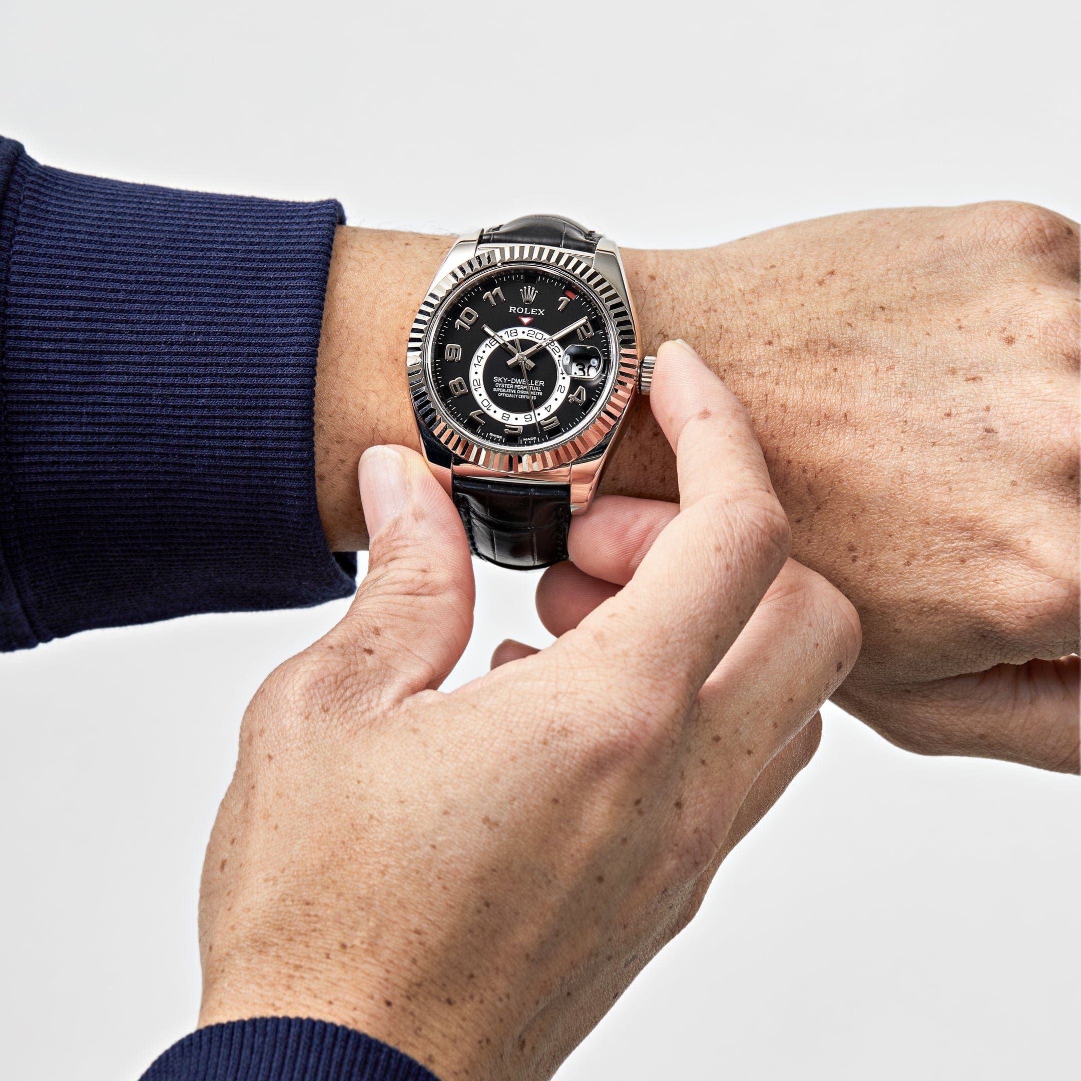 Rolex Sky-Dweller 326139 White Gold Black Dial Leather Strap - 图片 2