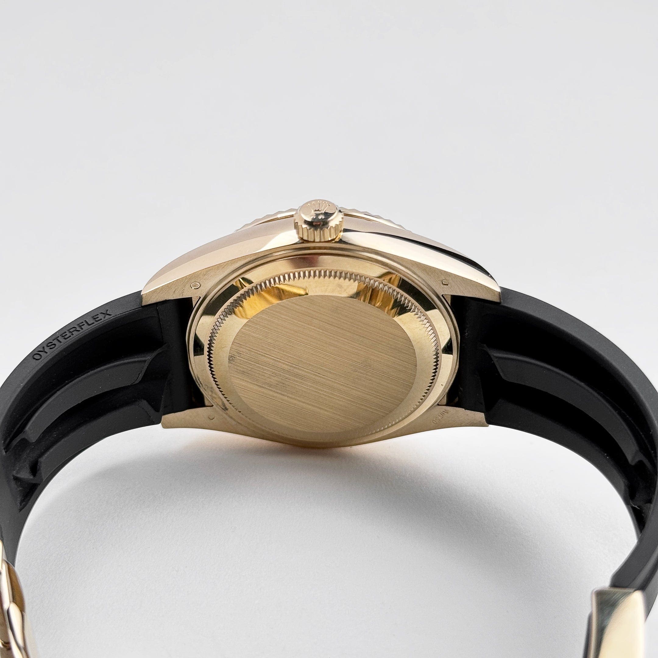 Rolex Sky-Dweller 326238 Yellow Gold Champagne Dial Rubber Strap (2022) - 图片 6